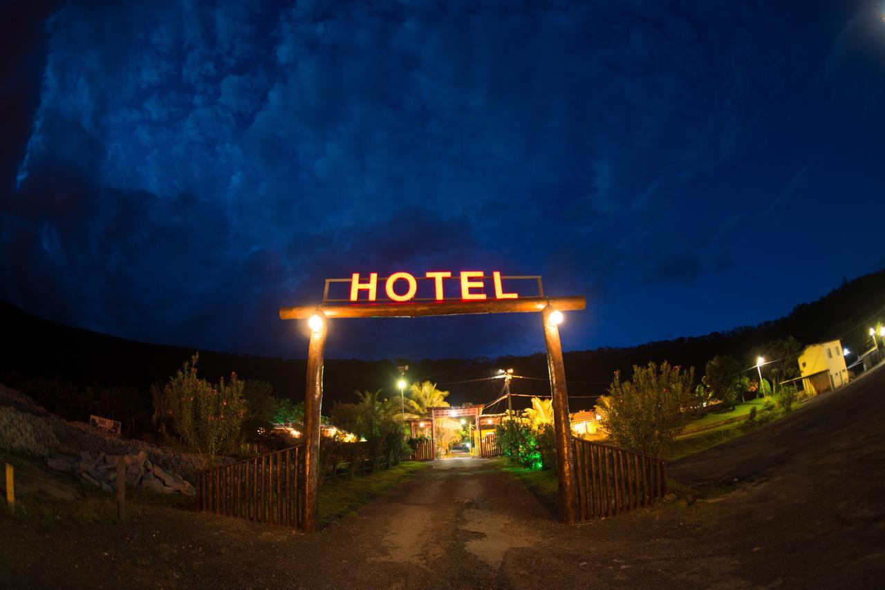 Hotel Tamburil サリナス エクステリア 写真